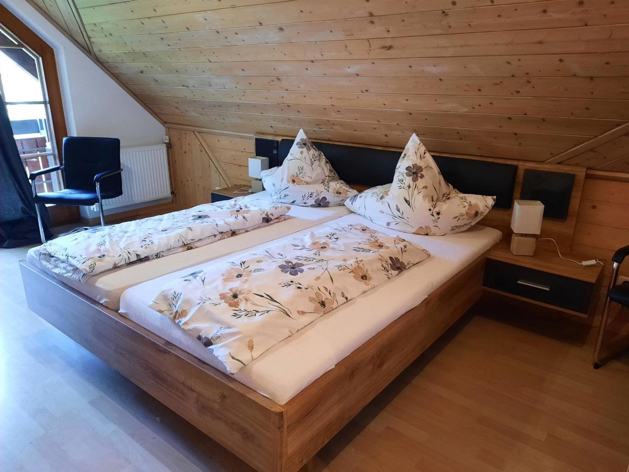 Ferienwohnung Schwarzwaldfeder Todtnau Esterno foto